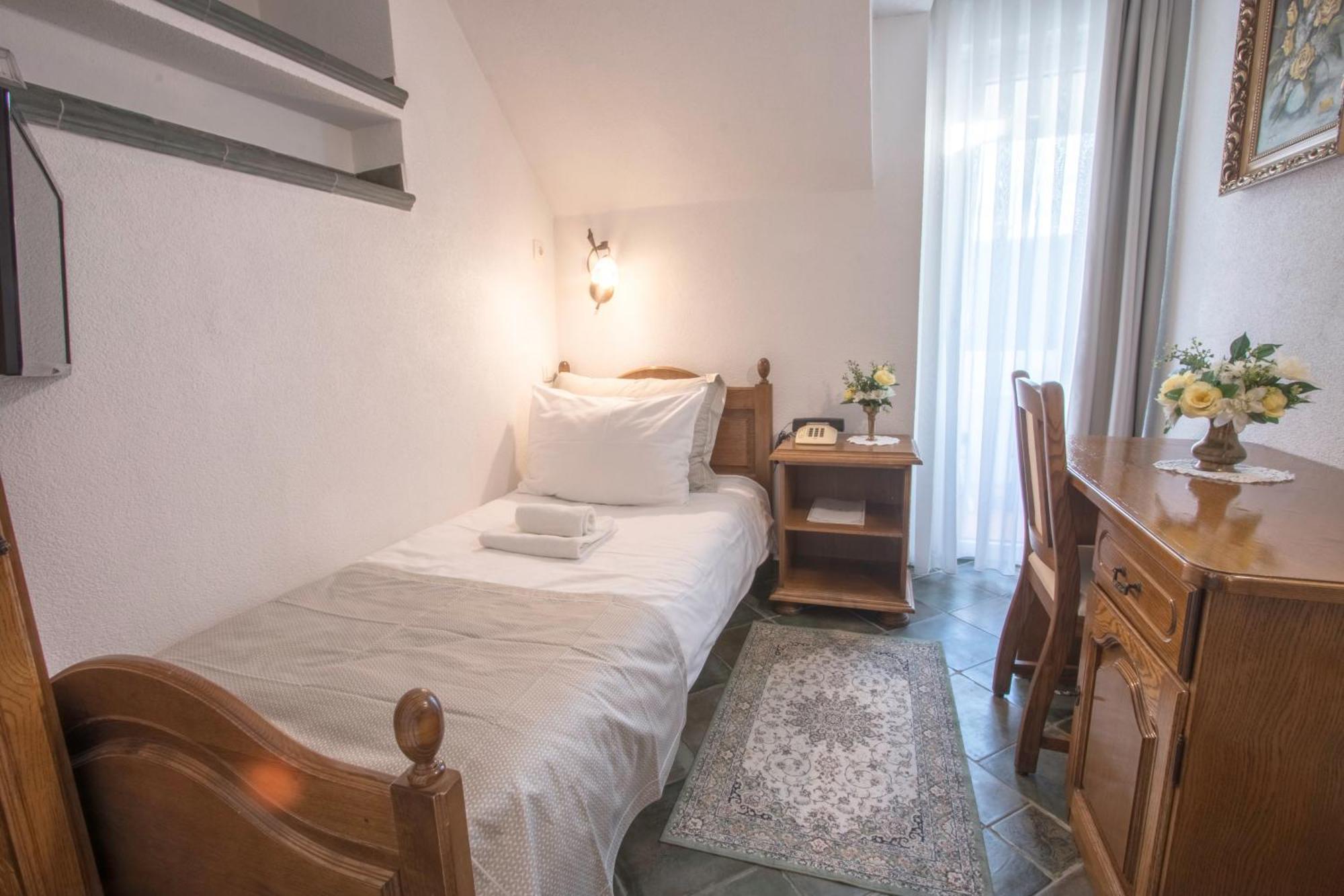 Jagodic Garni Hotel Cerklje na Gorenjskem Δωμάτιο φωτογραφία
