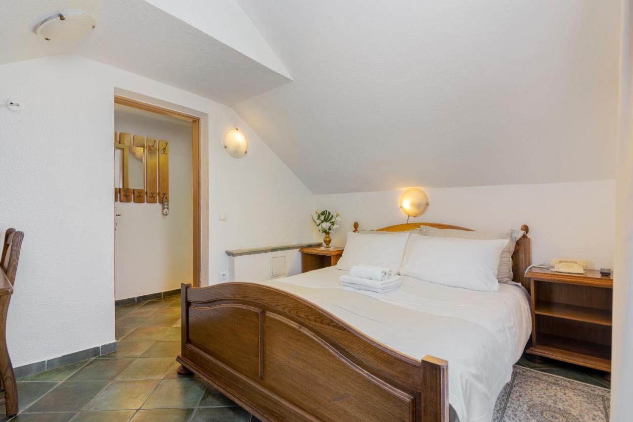 Jagodic Garni Hotel Cerklje na Gorenjskem Δωμάτιο φωτογραφία